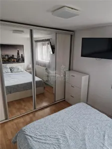 Apartament 4 camere decomandat zona Calea Cisnadiei - foto 7