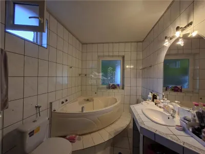 Casa Individuala 6 camere garaj 650 mp Teren zona Piata Cluj - foto 18