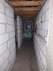 Casa 4 camere pivnita curte individuala Zona Lazaret - foto 24