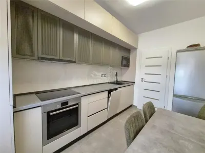 Apartament de lux 3 camere balcon parcare zona Calea Surii Mici - foto 4