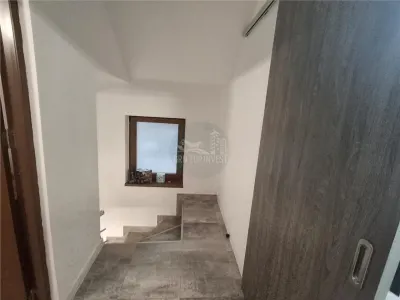 Casa individuala 3 camere 2 bai curte si garaj - zona Talmaciu - foto 16