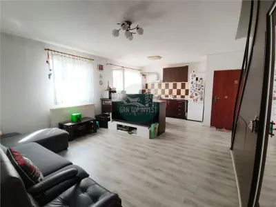 Apartament 4 camere 2 bai balcon zona Terezian - foto 1