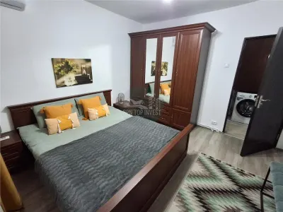 Apartament 3 camere decomandat balcon pivnita zona Vasile Aaron - foto 14