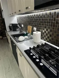 Apartament 3 camere cu balcon in zona Doamna Stanca - foto 6