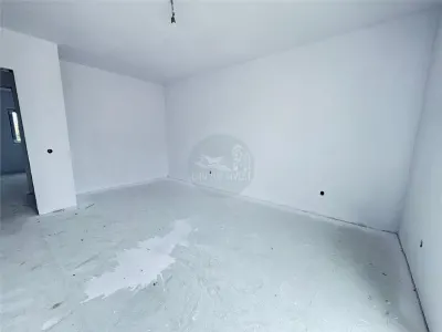 Casa individuala 4 camere 2 bai si teren de 265 mp in Sura Mica - foto 5