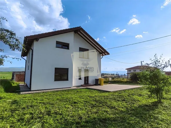 Casă 5 camere Sibiu - poza 1