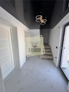 Casa cu 4 camere si 3 bai pretabila birouri in Sura  Mare - foto 8
