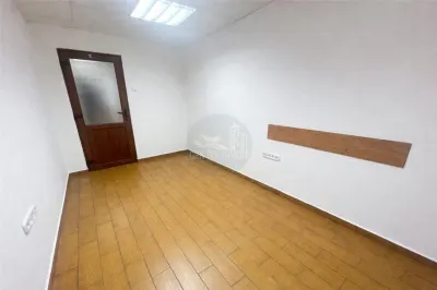 Apartament 3 camere decomandat zona Dioda - foto 8