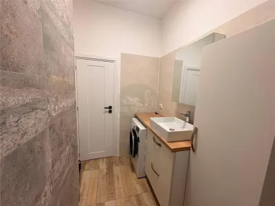 Apartament  decomandat 2 camere zona Centrala - foto 11