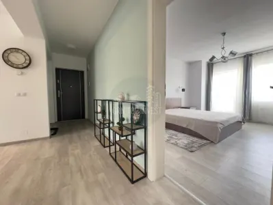 Penthouse modern 4 camere 2 bai parcare Kogalniceanu - foto 8