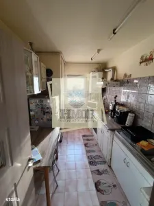 Apartament 3 camere Calea Poplacii  et 2 cu 2 balcoane - foto 1