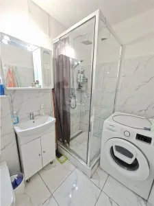 Garsoniera moderna cu pivnita zona Lazaret - foto 15