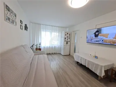 Garsoniera moderna cu pivnita zona Lazaret - foto 7