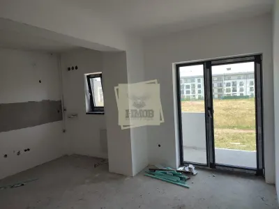 Apartament cu 3 camere balcon boxa si loc de parcare pe Doamna Stanca - foto 11