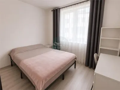 Apartament 3 camere balcon parcare  zona Selimbar - foto 6