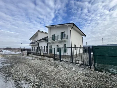 Casa tip duplex 4 camere curte 190 mp zona Mohu Selimbar - Selimbar