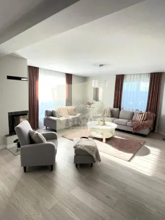 Casă 5 camere Sibiu - poza 1