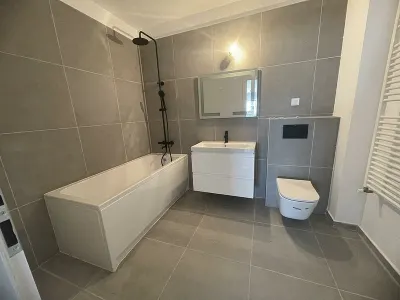 Apartament  2 camere cu balcon si parcare pe Doamna Stanca - foto 2