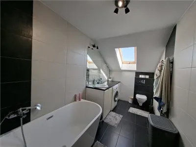 Apartament modern 3 camere balcon 2 locuri parcare zona Brana - foto 17