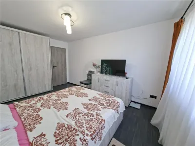 Apartament modern 3 camere balcon 2 locuri parcare zona Brana - foto 10