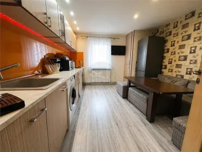 Apartament decomandat cu 3 camere 2 bai si balconzona Ciresica - foto 5
