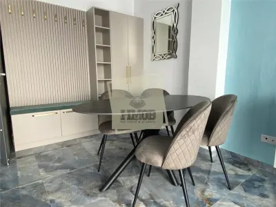 Apartament nou de lux cu 3 camere 2 bai parcare zona Centrala - foto 2