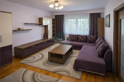 Apartament 2 camere decomandat si balcon zona Centrala - foto 1