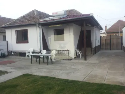 Casa individuala cu 3 camere 2 bai si 554 mp teren in Selimbar - foto 12