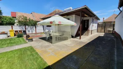 Casa individuala cu 3 camere 2 bai si 554 mp teren in Selimbar - foto 13