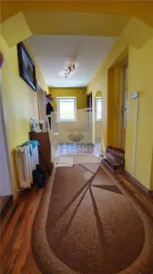 Casa individuala cu 3 camere 2 bai si 554 mp teren in Selimbar - foto 3