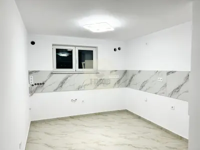 Apartament Renovat 3 camere 65mp decomandat zona Rahovei - Sibiu