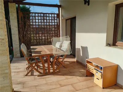 Casa moderna 3 camere 2 bai teren 790mp zona Cetate - foto 9