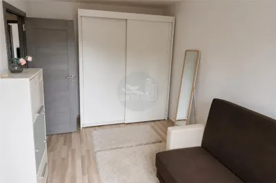 Apartament 2 camere cu balcon zona Cedonia - foto 5