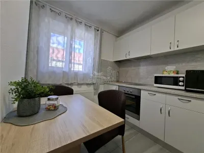 Studio curte proprie 150 mp la casa zona Centrala - foto 18