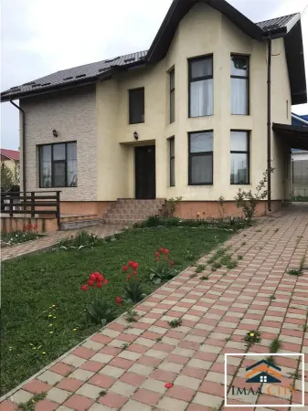 Casă 4 camere Iași - poza 1
