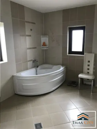 Casă 4 camere Iași - poza 10