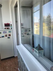 Apartament modern 2 camere balcon boxa zona Strand Termal - foto 19