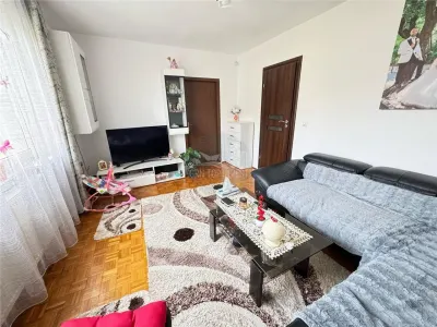 Apartament modern 2 camere si balcon zona Terezian - foto 6