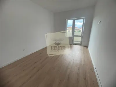 Apartament cu 3 camere si gradina 16 mp pe Doamna Stanca - foto 3