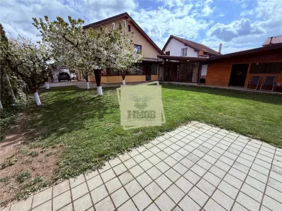 Casa moderna 6 camere 2 bai terasa garaj 654 mp teren Selimbar - foto 2