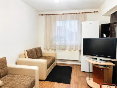 Apartament 2 camere la etajul 1 zona Tiglari - foto 6