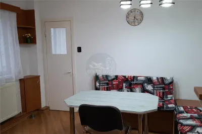 Apartament 4 camere 2 bai 3 balcoane zona Centrala - foto 11