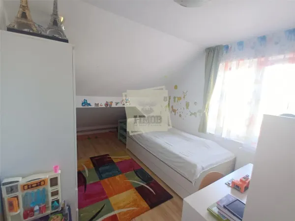Casă 5 camere Cristian - poza 4