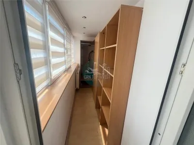 Apartament 3 camere 2 balcoane etaj 1 - zona Centrala - foto 14