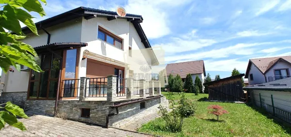 Casă 4 camere Daia - poza 1