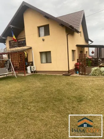 Casă 6 camere Miroslava - poza 1