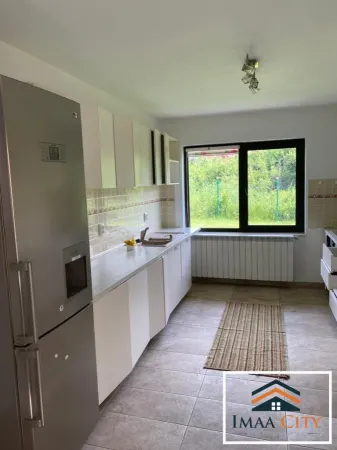 Casă 5 camere Miroslava - poza 10