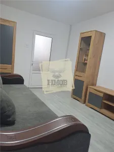 Apartament 2 camere 55 mpu si Balcon zona Vasile Aaron - foto 2