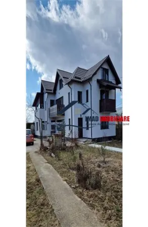 Casă 8 camere Târgoviște - poza 1