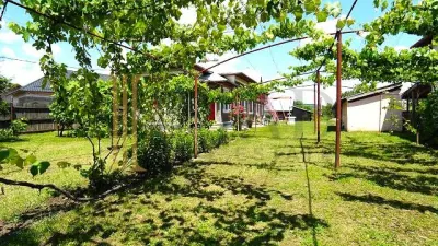 O Casa cu suflet, curte superba, la doar 7 km de Targoviste. - foto 3